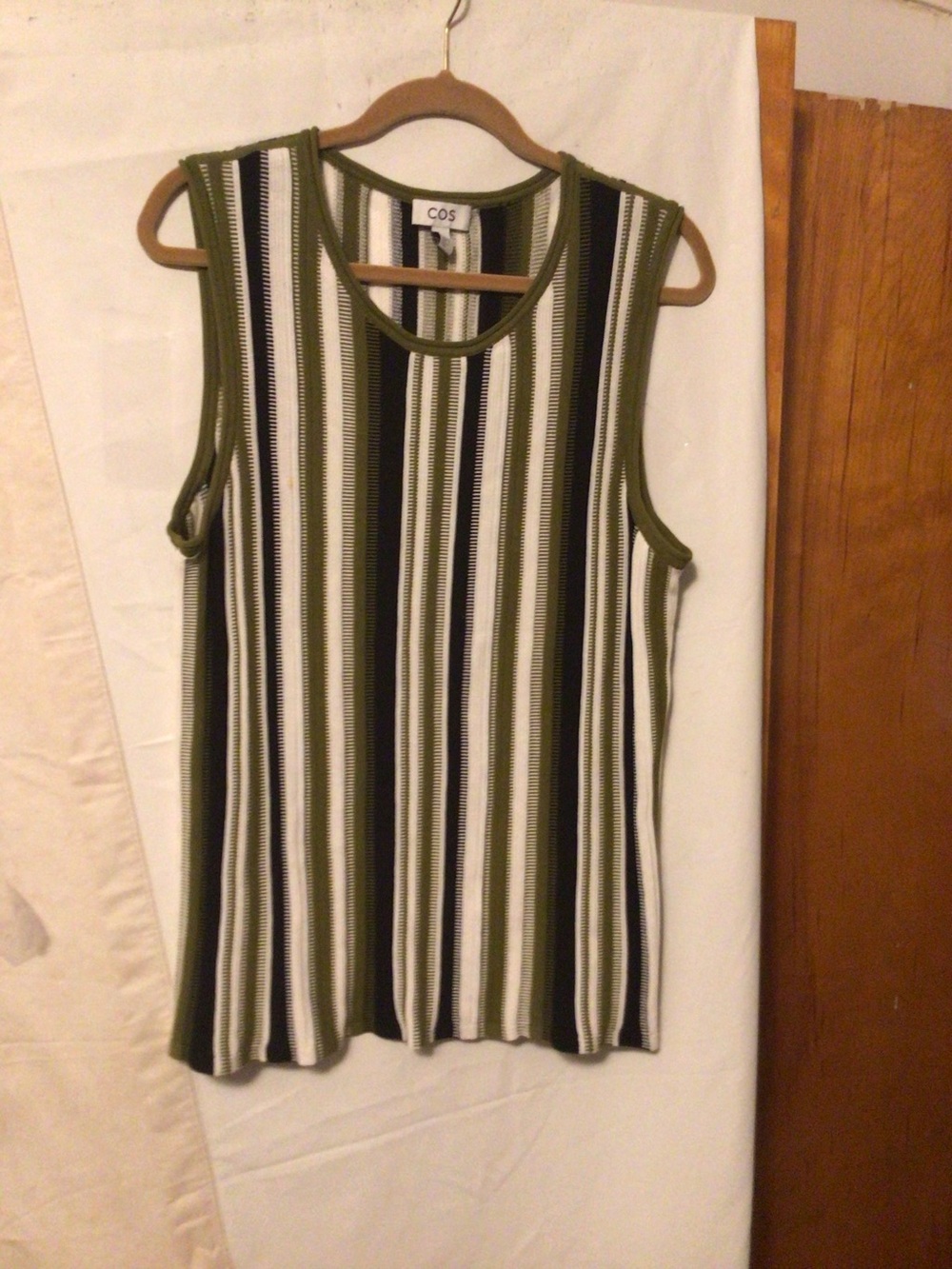 COS a ribbed knit 🧶 stripped clean girl preppy blouse SZ M